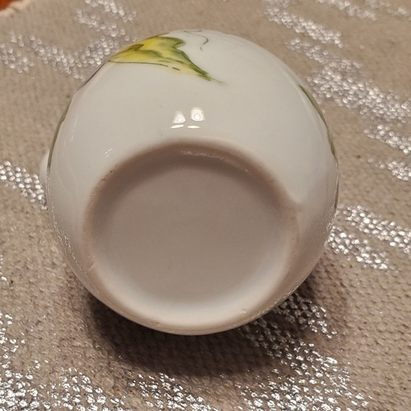 Andrea by Sadek Porcelain Oil / Vinegar Pitcher. Grape pattern - Picture 11 of 11